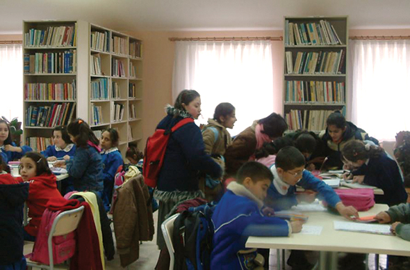 Kendi Çocuklarını Yiyen Bir Eğitim Sistemi