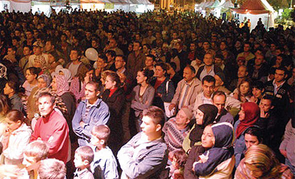 Lailaheillallah Diyerek Göbek Atılır mı?