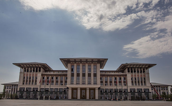 Büyük Devlet Nasıl Olunur?