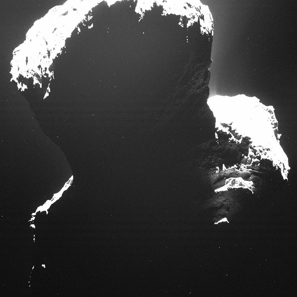 67P`nin Karanlık Yüzü İlk Kez Görüntülendi