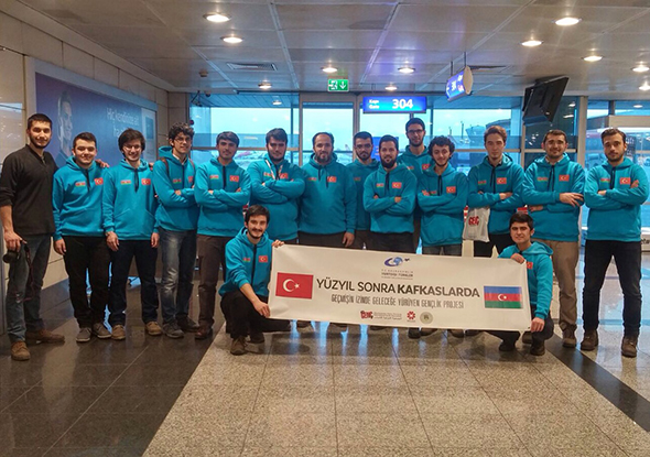 Azerbaycan`da 16 GENÇ Gönüllü