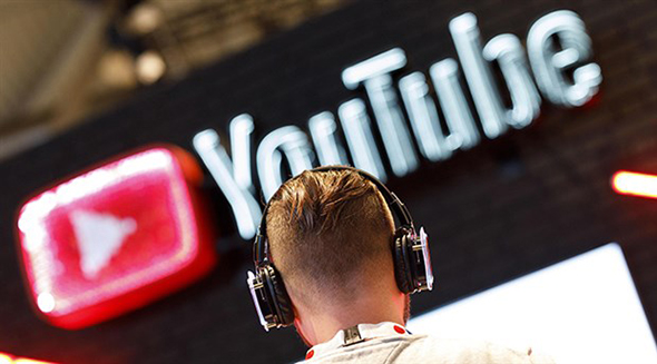 YouTuberlık Kimin İşi?