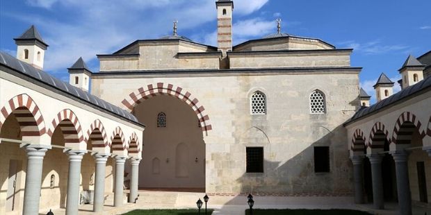 Taş Medreseler ve İslam`ın Tedrisat Anlayışı