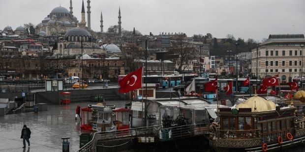 İstanbul`da Yaşamak mı, İstanbul`u Yaşamak mı?